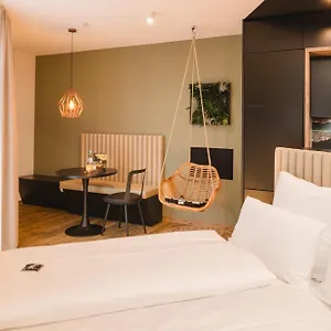 Rioca Posto 6 Otel